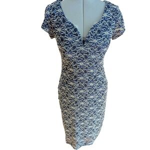 ROZ & ALI Navy Lace Overlay Sequin Sheath Dress Short Sleeve V Neck Size 6